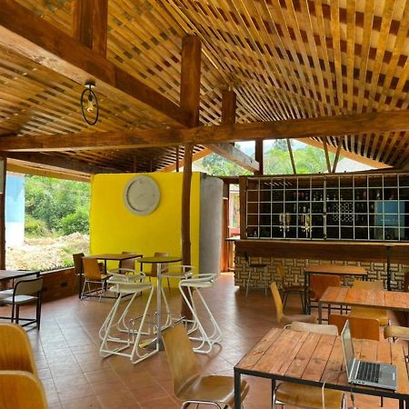 Bamboo River Resorts Wli Afegame Buitenkant foto